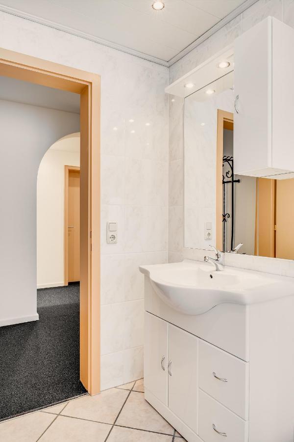 Apartment Gastehaus Veronika: Breakfast Buffet & Königscard Attractions Included Unterammergau