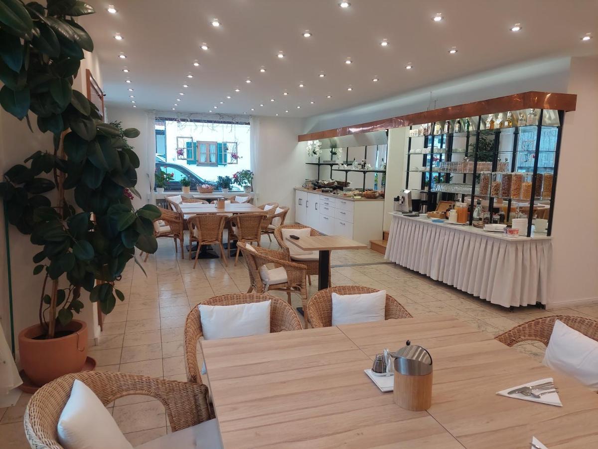 Gastehaus Veronika: Breakfast Buffet & Königscard Attractions Included